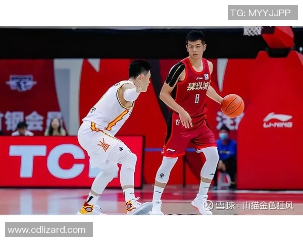 庐捷诺体育会与奥林匹亚俱乐部激战正酣谁能赢得这场精彩对决